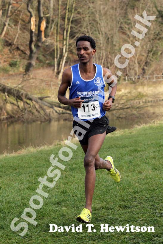 Weynay Ghebresilasie (Sunderland) during the 2013 Durham Cathedral Relays senior mens race.